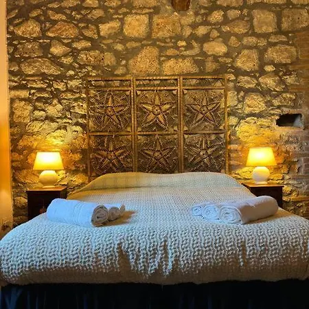 Casa vacanze Fiorire Casale Olistico Attigliano